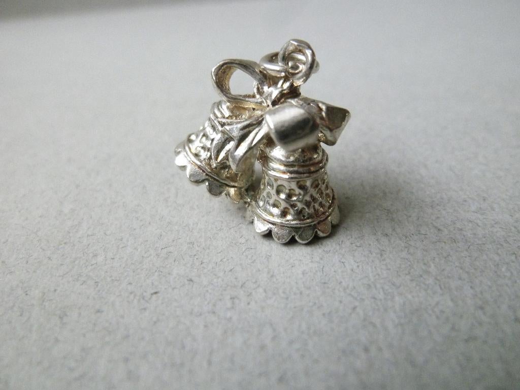 Oude bedel zilver Kerstklokjes Huwelijksklokjes, Verzenden, Zilver, Hanger