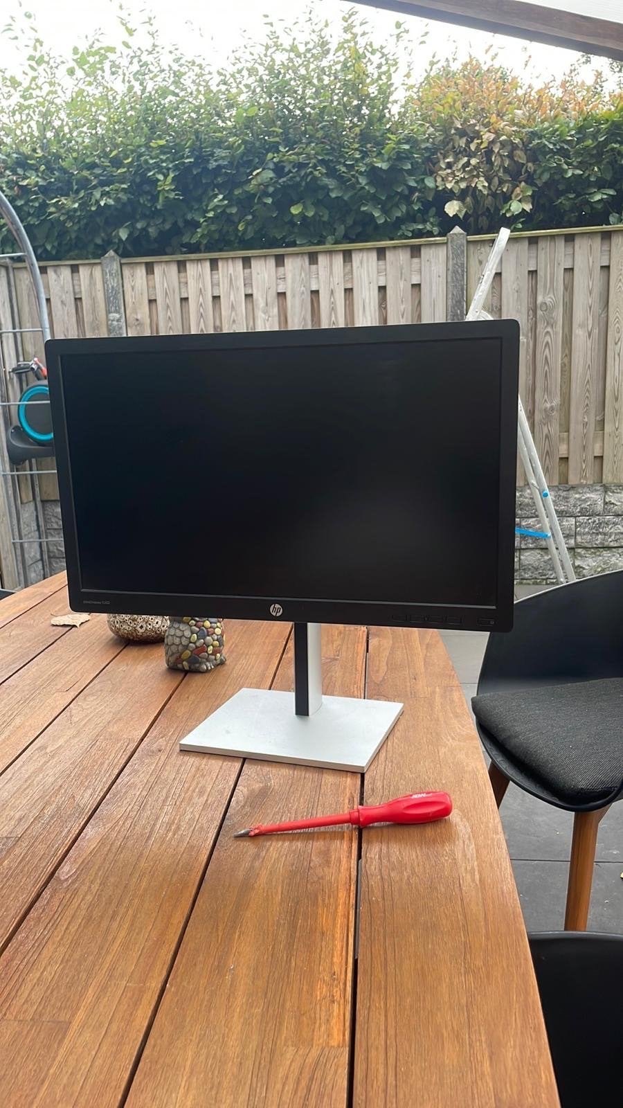 HP EliteDisplay E232 Monitor - Full HD, 23 inch, Gebruikt, In hoogte verstelbaar, Full HD, Ophalen of Verzenden
