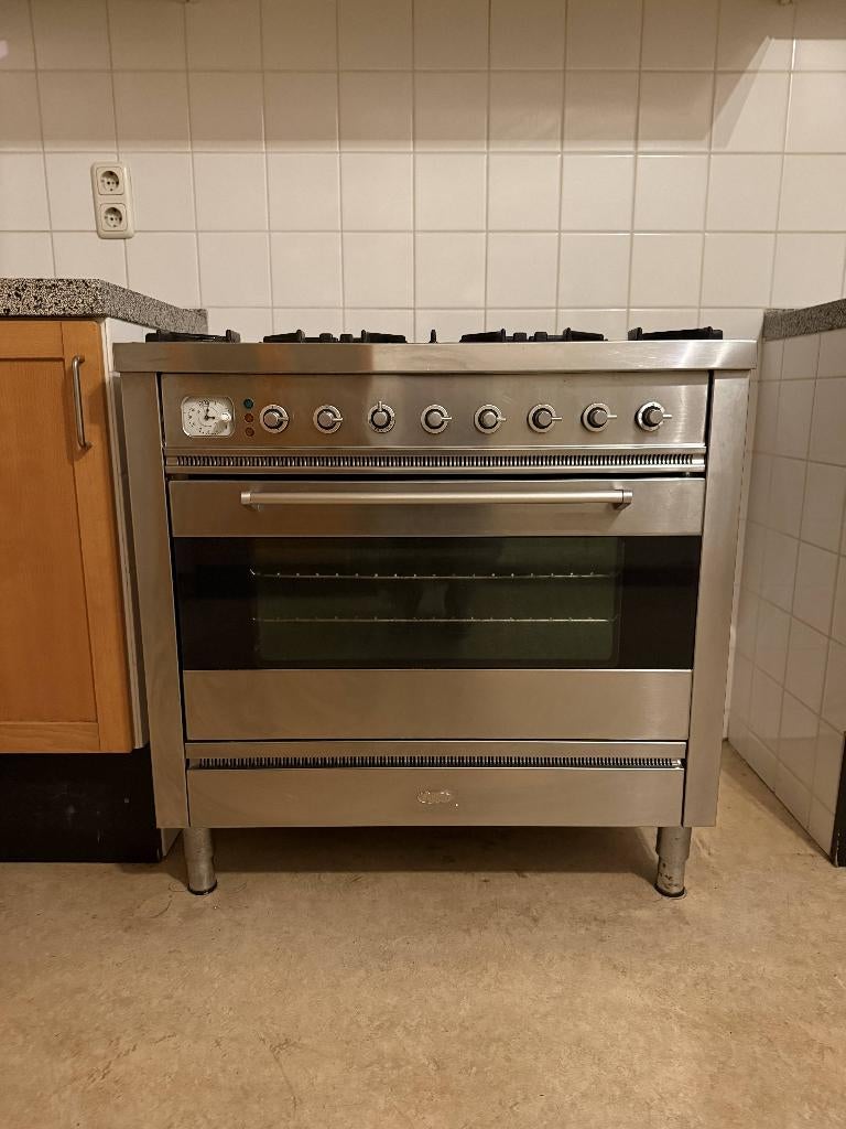 BORETTI ILVE 6-pits Gasfornuis - 90cm breed - Inclusief Oven, Witgoed en Apparatuur, Fornuizen, Ophalen, Gebruikt, 60 cm of meer