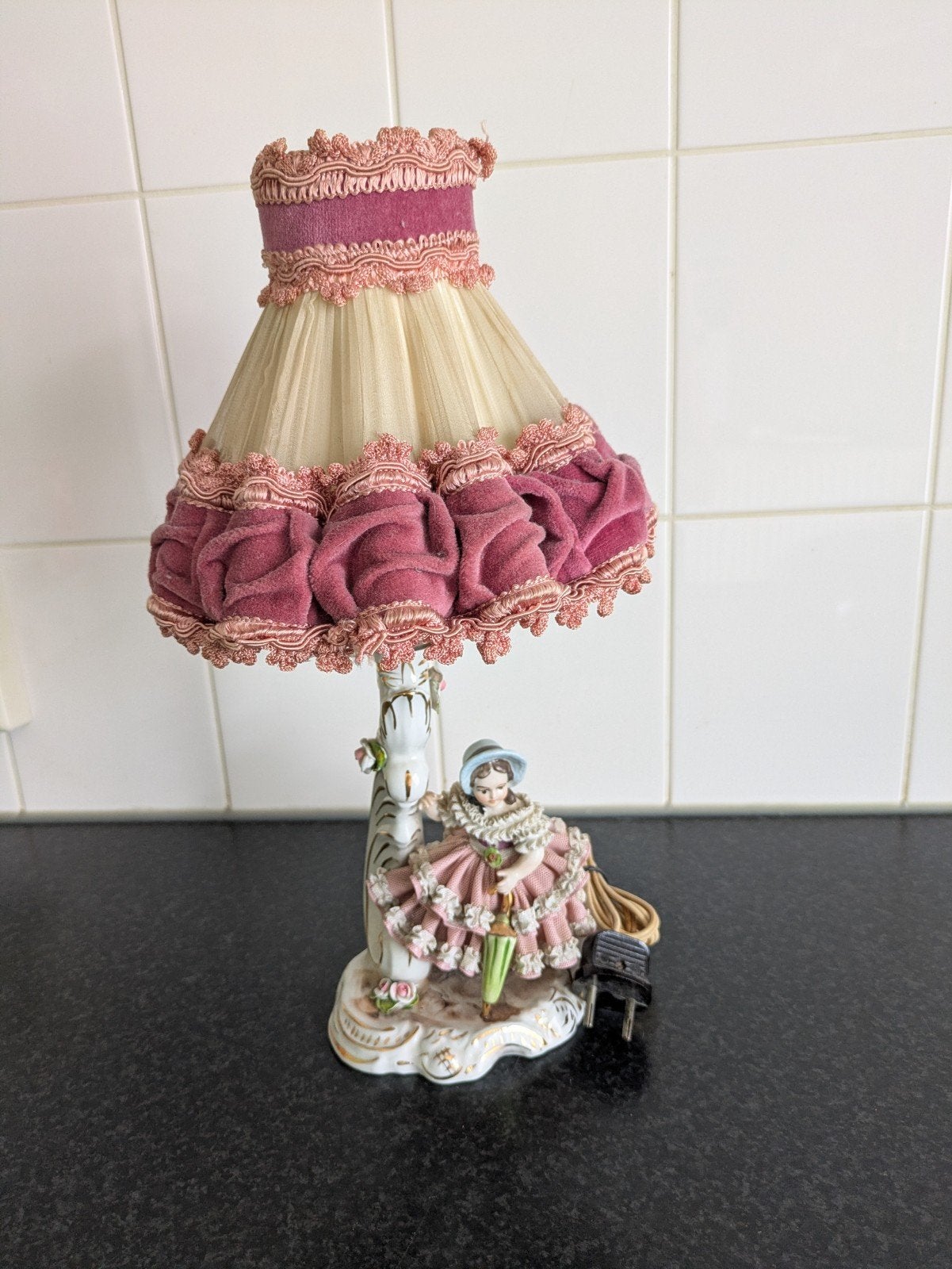Antieke porselein tafel lamp., Huis en Inrichting, Lampen | Tafellampen, Ophalen of Verzenden