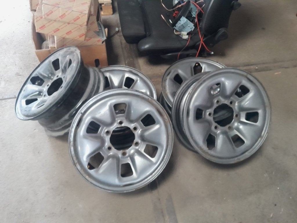 Velgen Toyota Hiace 4x4/Hilux 4x4 model 1990-1996 Hi ace, Auto-onderdelen, Ophalen, 17 inch, Winterbanden, Velg(en)