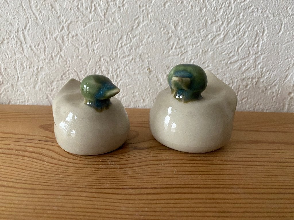 2 Michael Powolny Eend beeldjes keramiek Matty Gesigneerd, Groen, Vintage, Ophalen of Verzenden, Zo goed als nieuw