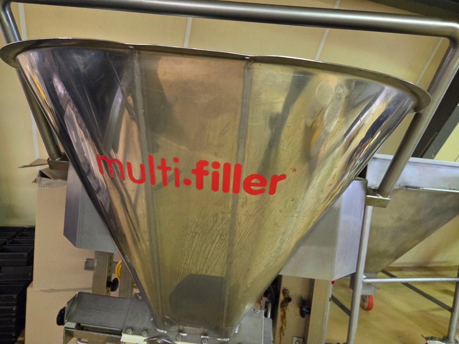 Multi filler doseermachine voor oliebollen, Ophalen