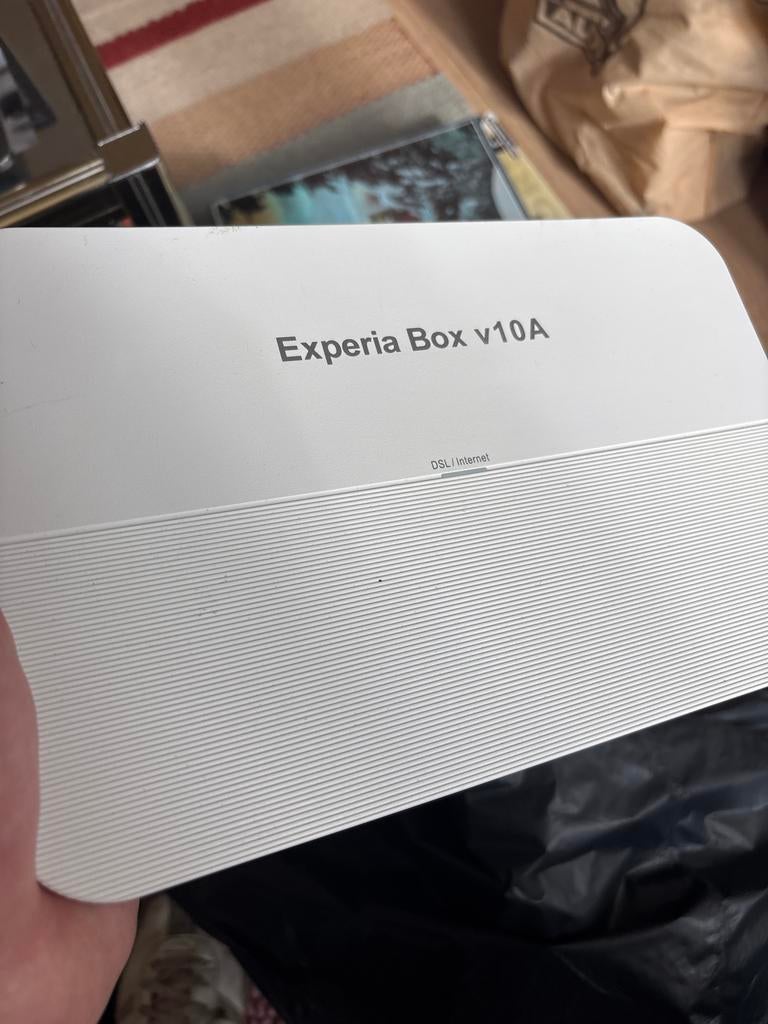 Experia Box v10A Router - DSL/Internet, Ophalen of Verzenden, Gebruikt, Router