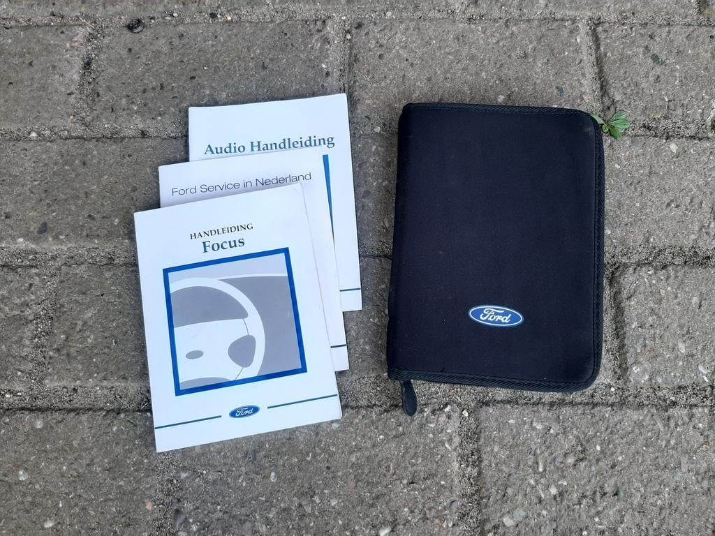 Ford Focus Mk1 instructieboekje handleiding incl map, Auto diversen, Handleidingen en Instructieboekjes, Ophalen of Verzenden