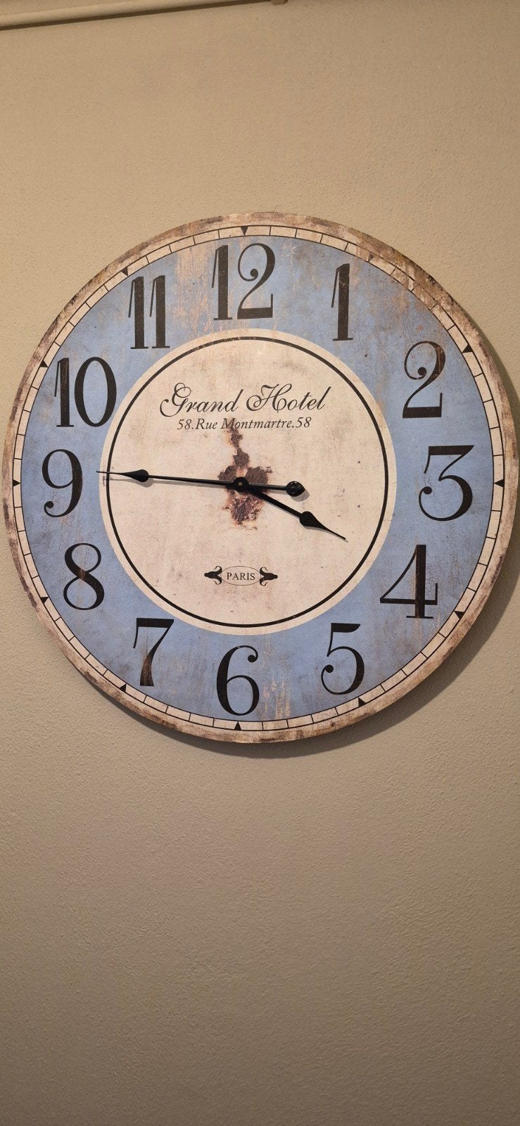 Grote (doorsnee 80 cm) vintage wandklok 'Grand Hotel Paris', Ophalen, Vintage, Analoog, Overige merken