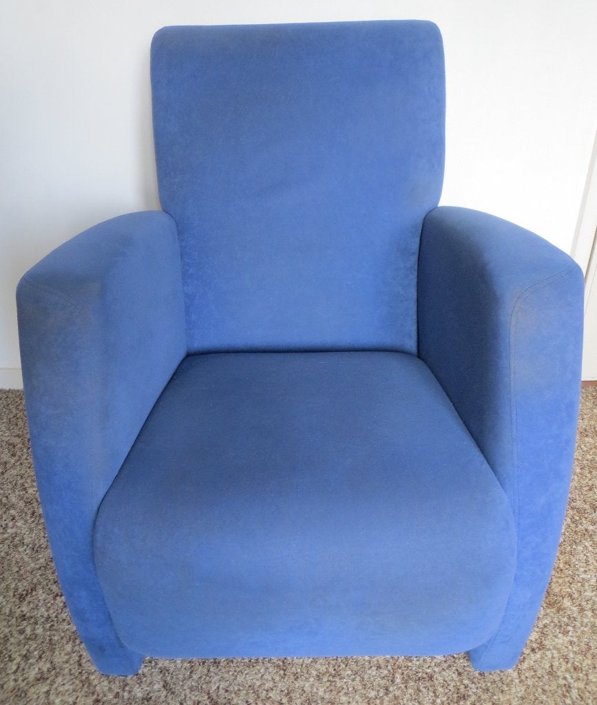 Comfortabele blauwe fauteuil / leunstoel. Damesfauteuil, Ophalen, Gebruikt, Blauw, Eén