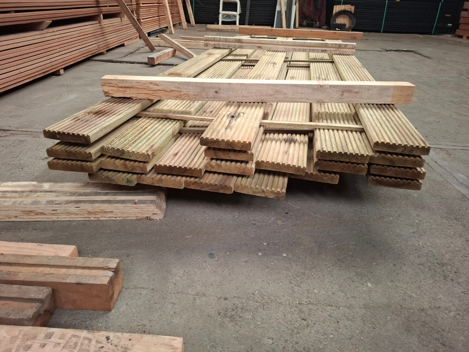 partij 21 st geïmpregneerde vlonderplanken 3 m bezorgen moge, Ophalen, Nieuw, 250 cm of meer, Planken