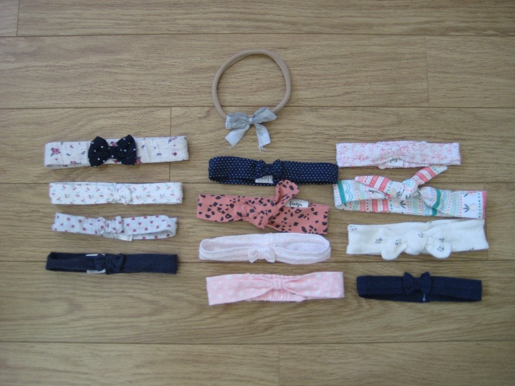13 baby haarbandjes H&M Feetje Zeeman wit roze blauw, Ophalen of Verzenden, Gebruikt, H&M