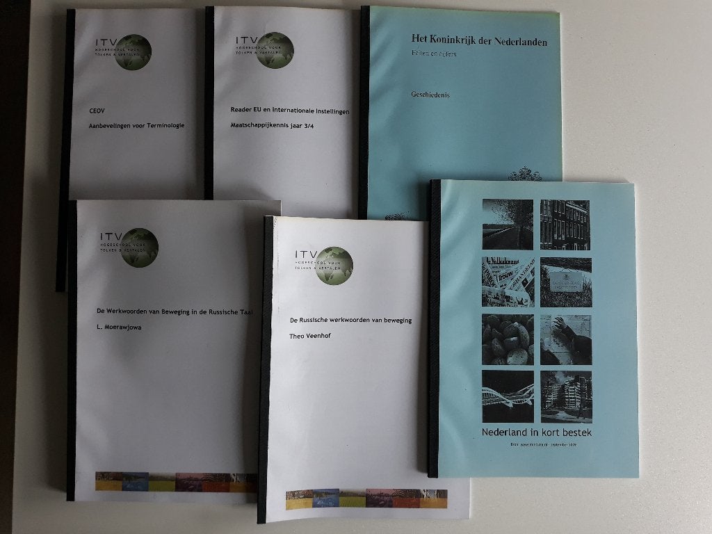 Studiemateriaal opleiding Tolken en Vertalen Russisch, Ophalen of Verzenden, Alpha, Zo goed als nieuw, HBO