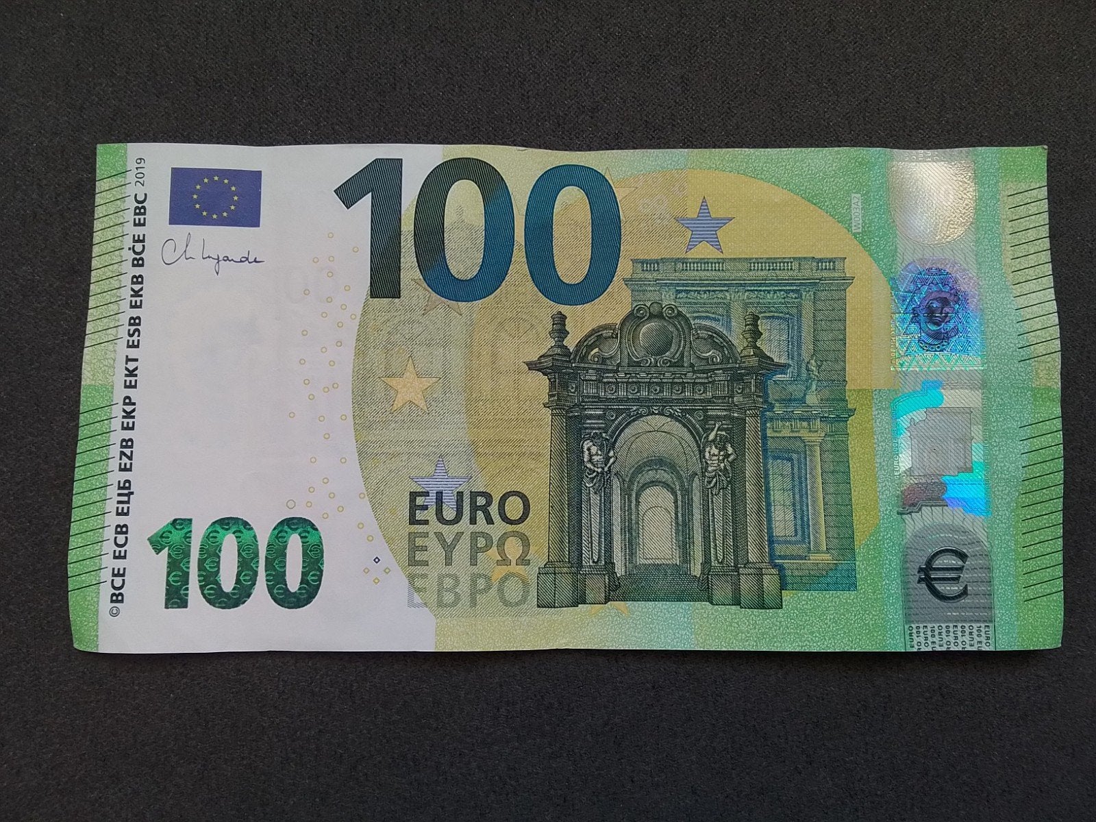 100 eurobiljet 2019 code W003A2 en meer eurobiljeten

De 200, Postzegels en Munten, Bankbiljetten | Europa | Eurobiljetten, Ophalen of Verzenden