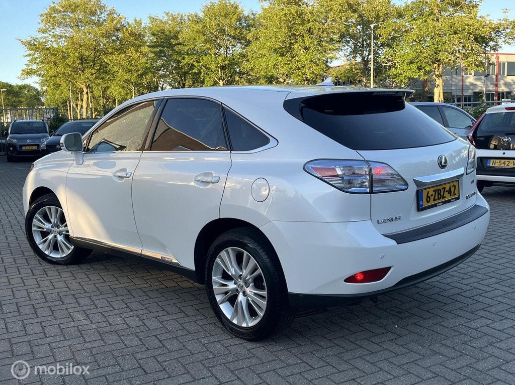 Lexus RX 450h 4WD President LEDER, Panoramadak Dealer onderh, Auto's, Lexus, Automaat, Euro 5, Gebruikt, Beige