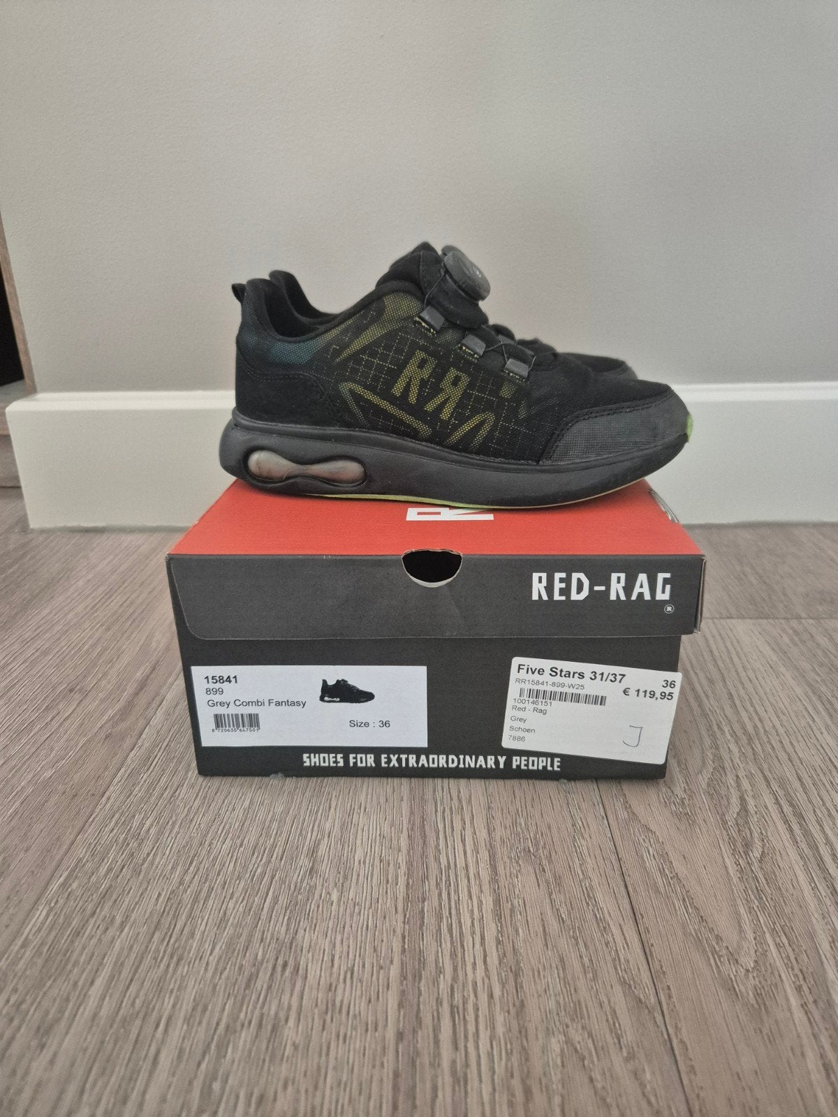 Red-Rag schoenen sneakers maat 36

Graag gedragen sneakers., Kinderen en Baby's, Ophalen, Jongen, Schoenen