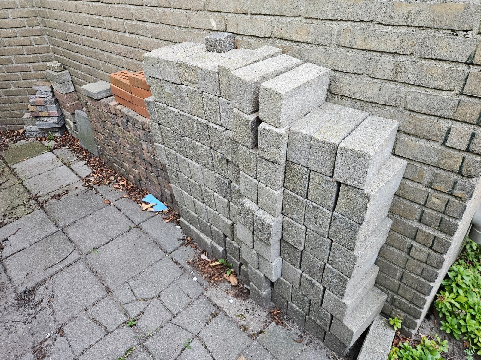 gratis, Ophalen of Verzenden, Gebruikt, Beton, Klinkers
