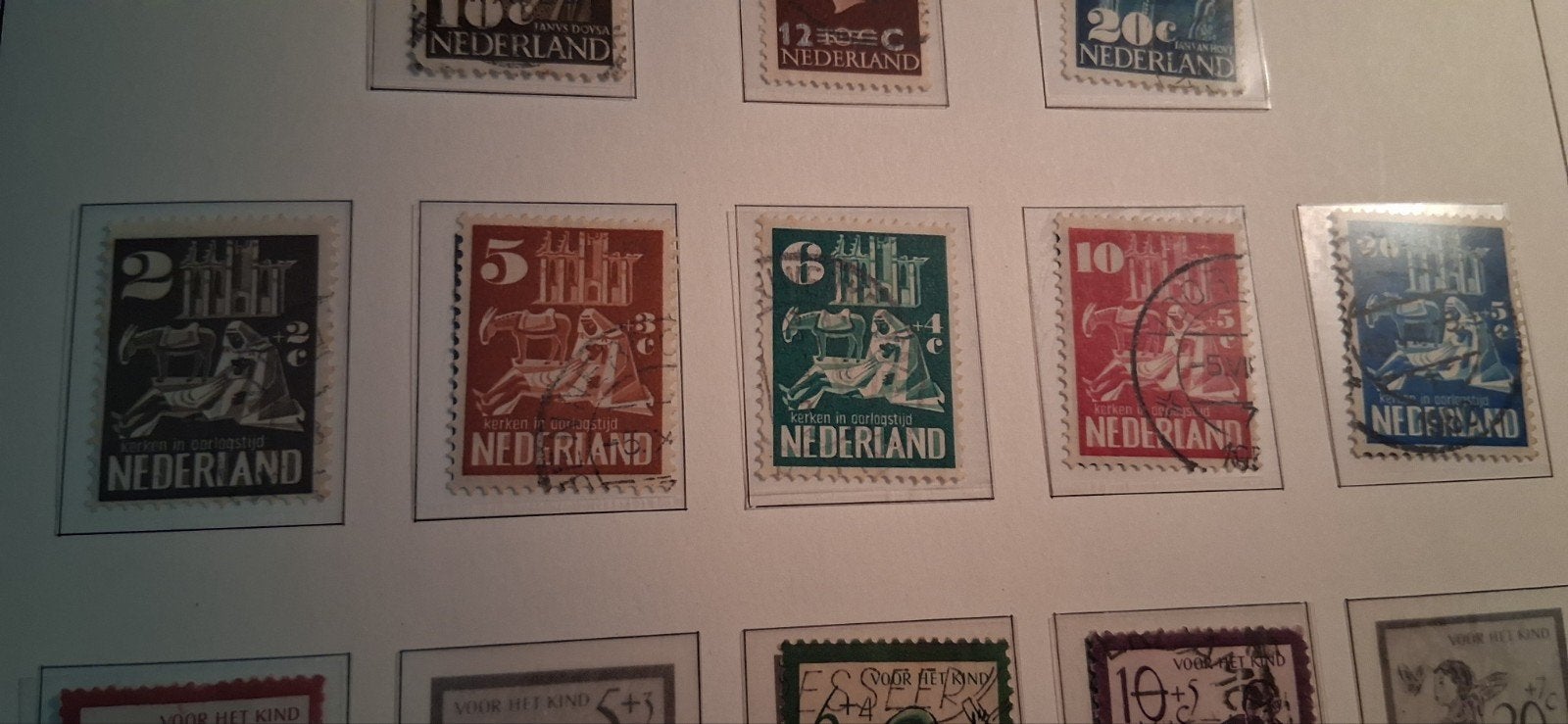 Nederlandse postzegels 'Kerken in oorlogstijd' (1945), Postzegels en Munten, Ophalen of Verzenden