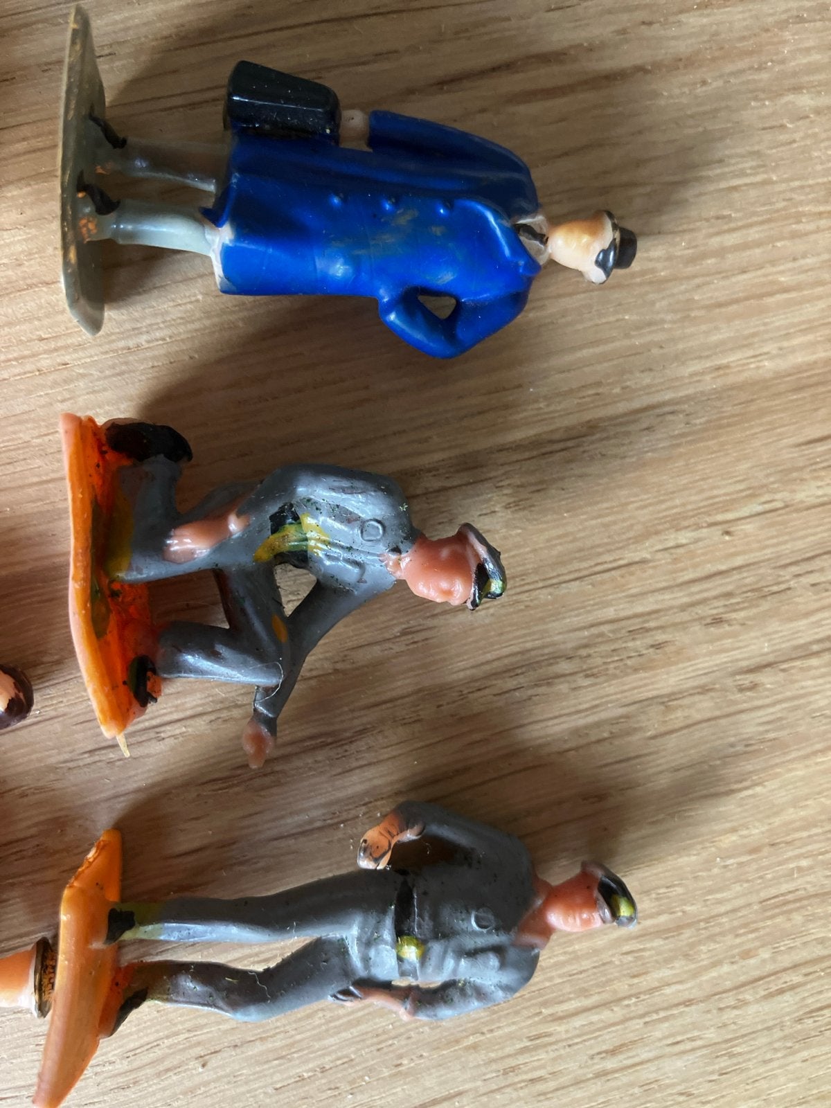Vintage plastic figuurtjes - 6 stuks voor bij treintjes, Ophalen of Verzenden, Gebruikt