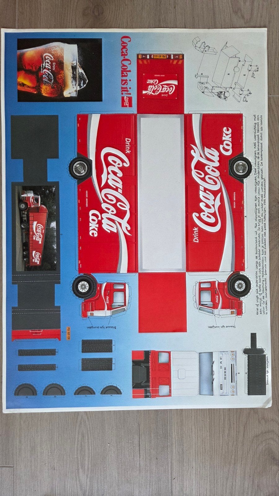 Oude Coca-Cola DAF vrachtwagen bouwplaat, Groter dan 1:32, Nieuw, Truck, Ophalen