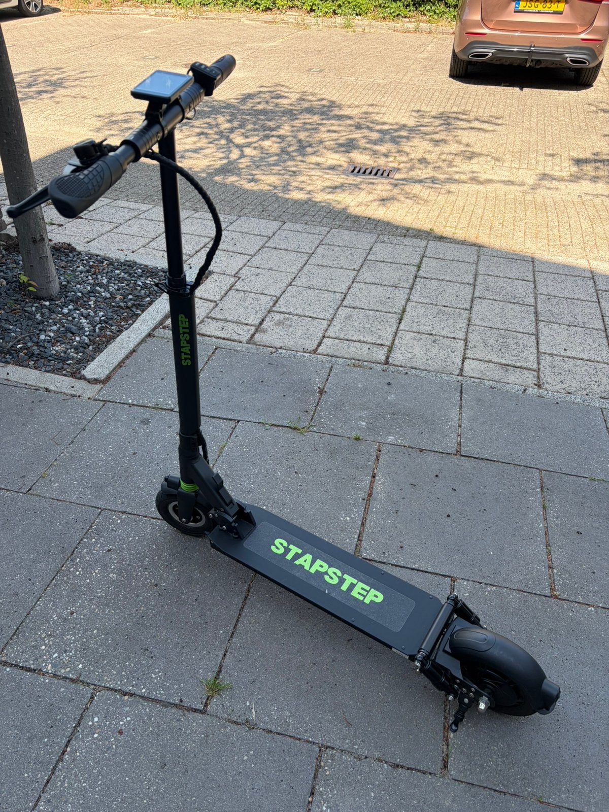 Stapstep pro 35 km bereik, Fietsen en Brommers, Steps, Ophalen, Zo goed als nieuw, Elektrische step (E-scooter)