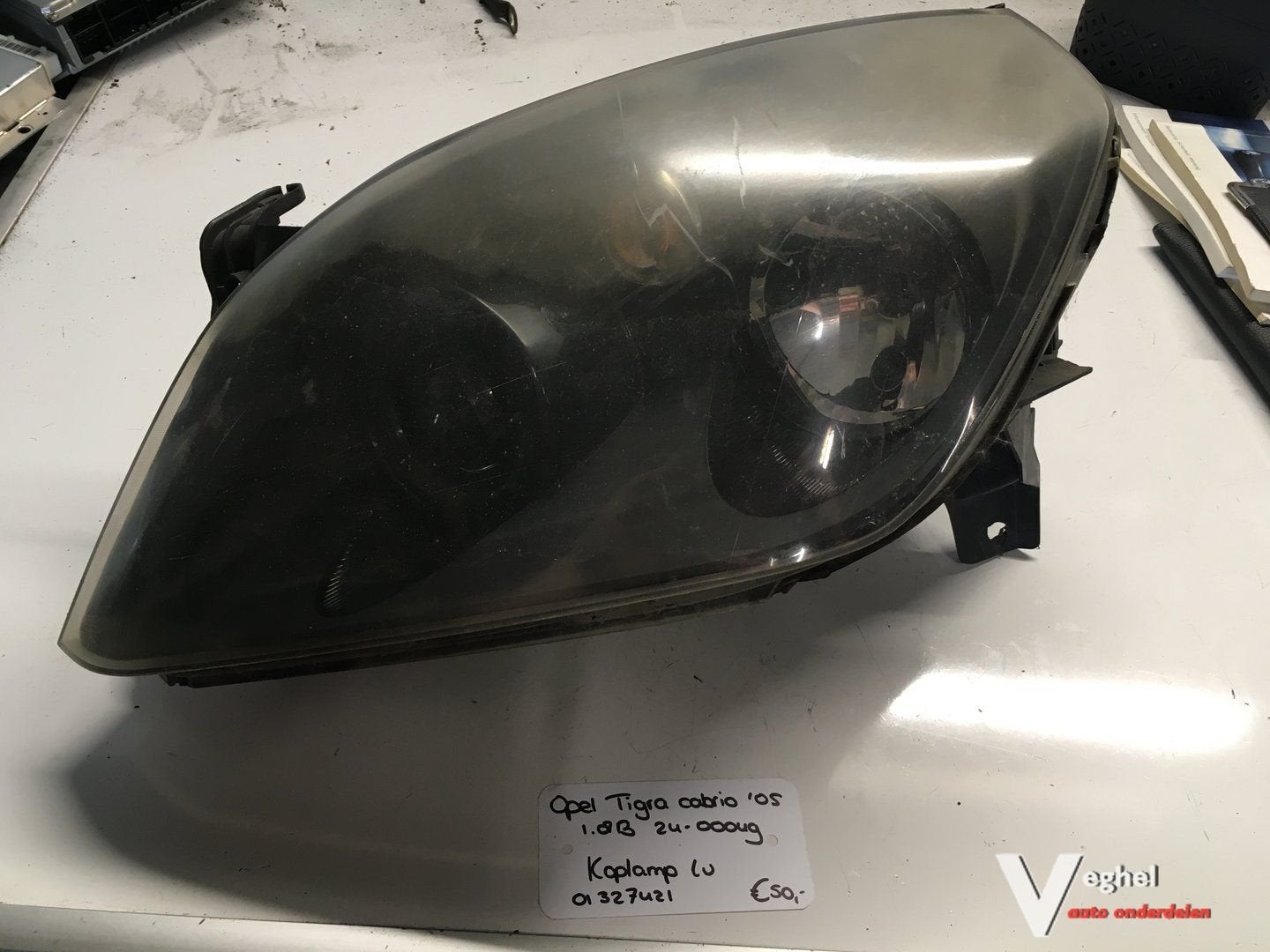 Opel Tigra Cabrio 1.8 2005  2400049   Koplamp Linksvoor 0132, Auto-onderdelen, Verlichting, Gebruikt, -, -, Ophalen of Verzenden