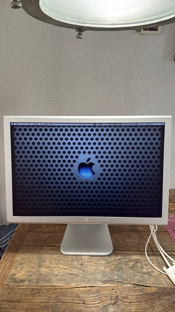 20" Apple cinema display, Computers en Software, Monitoren, Ophalen, Gebruikt, HDMI, Onbekend
