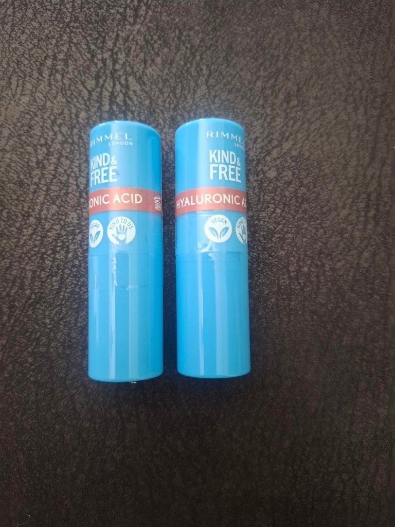 Rimmel Kind & Free Hyaluronic Acid Lipstick (advr 73), Nieuw, Ophalen of Verzenden, Make-up, Overige kleuren
