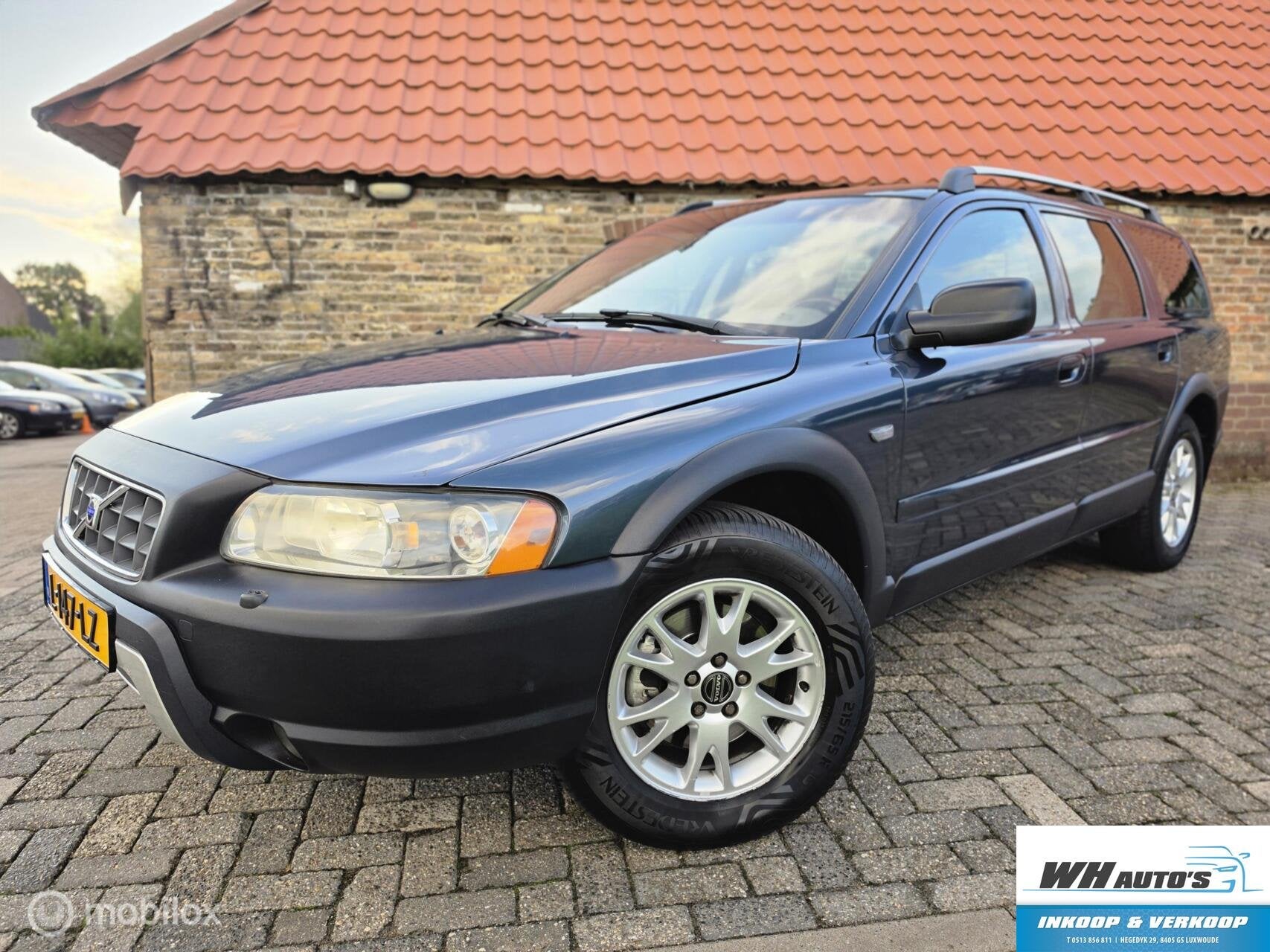 Volvo XC70 2.5 T Summum Youngtimer! Lage kmstand, Auto's, Automaat, Blauw, XC70, 2521 cc