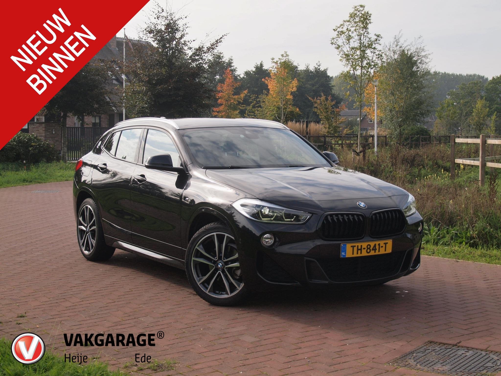 BMW X2 sDrive18i High Executive | M-pakket | Camera | Head-U, Auto's, Dealer onderhouden, X2, Zwart, 3 cilinders