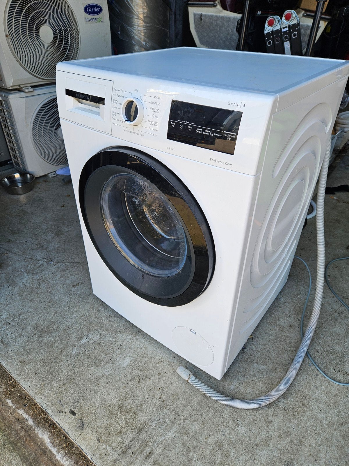 Bosch Serie 4 EcoSilence Drive Wasmachine, Ophalen, Zo goed als nieuw, Voorlader, Energieklasse A of zuiniger
