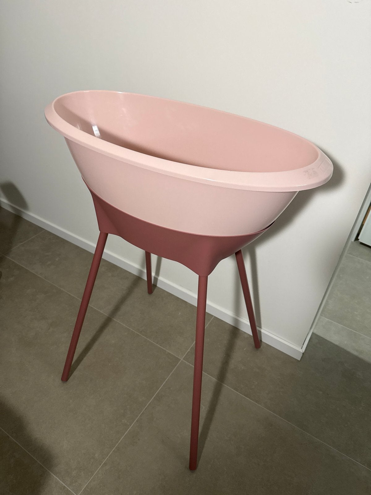 Bébé-jou Tummy Tub - Roze, Tummy Tub, Ophalen of Verzenden, Zo goed als nieuw, Bébé-jou