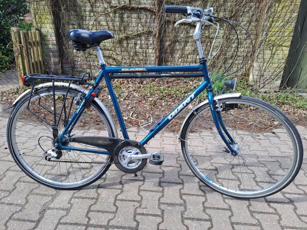 Nette Giant Squadron Herenfiets, 28 inch, Gebruikt, 57 tot 61 cm, Meer dan 20 versnellingen