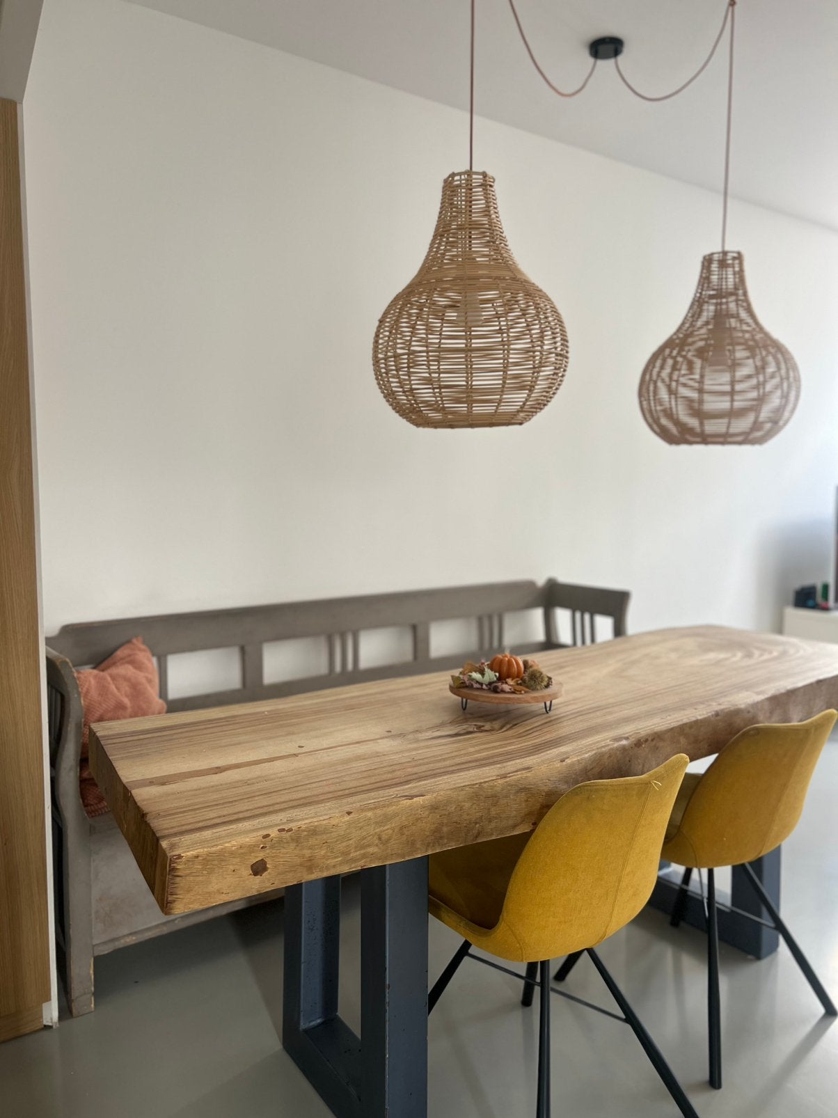 Mooie robuuste eettafel boomstam, Huis en Inrichting, Tafels | Eettafels, Ophalen, Gebruikt, Industrieeel, Eikenhout