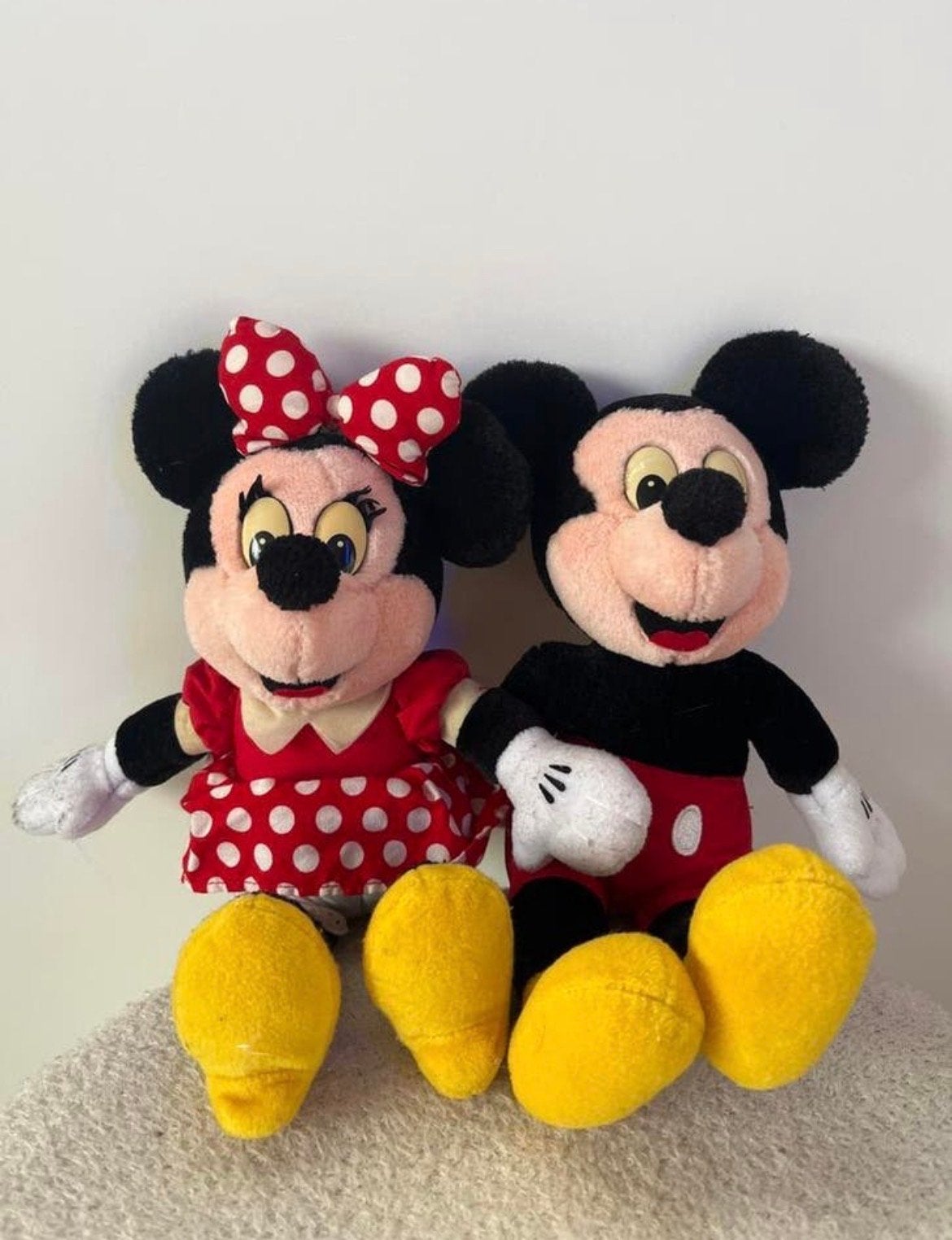 Mickey en Minnie Mouse knuffels - Disney, Kinderen en Baby's, Speelgoed | Knuffels en Pluche, Muis, Gebruikt, Disney, Zwart