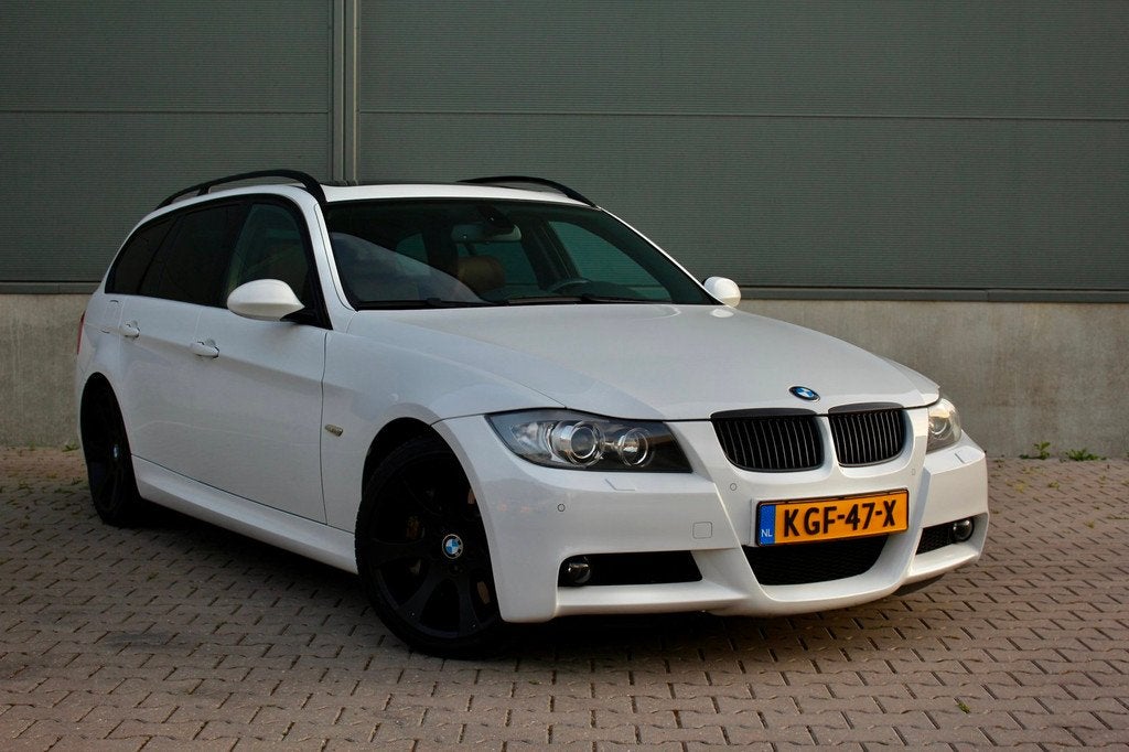BMW 3-serie Touring 330i|MOTORREVISIE ! | PANO | LEER | NAVI, Auto's, BMW, Automaat, Achterwielaandrijving, Gebruikt, 6 cilinders