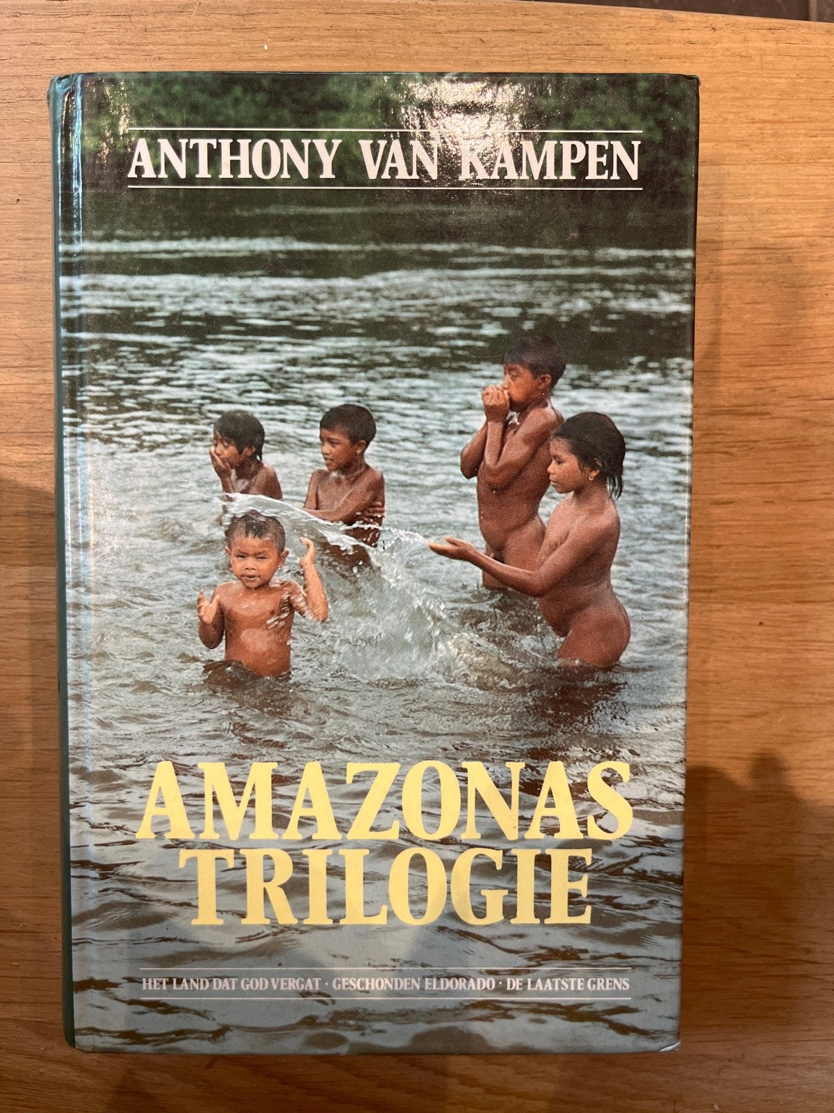 Anthony van Kampen - Amazonas Trilogie (Hardcover), Boeken, Ophalen of Verzenden, Gelezen