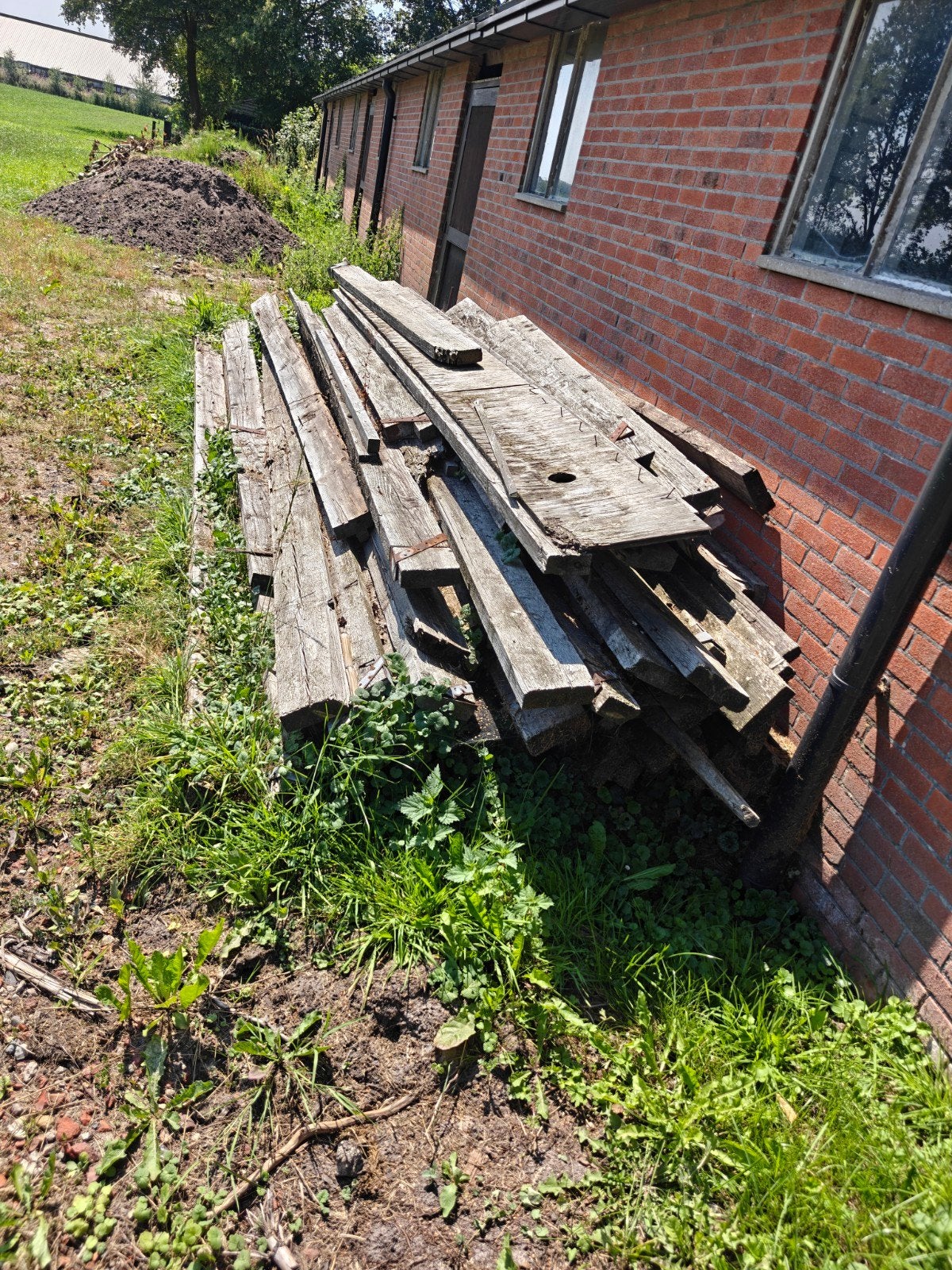 Haardhout: Droge hardhouten gordingen, ca. 3 m³, Tuin en Terras, Haardhout, 3 tot 6 m³, Ophalen of Verzenden, Overige houtsoorten