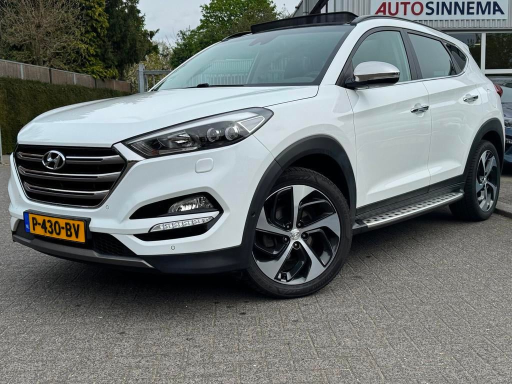 Hyundai Tucson 1.6 T-GDi Premium 4WD | All Seasons | Panoram, Auto's, Hyundai, 4 cilinders, Wit, Leder, Bedrijf