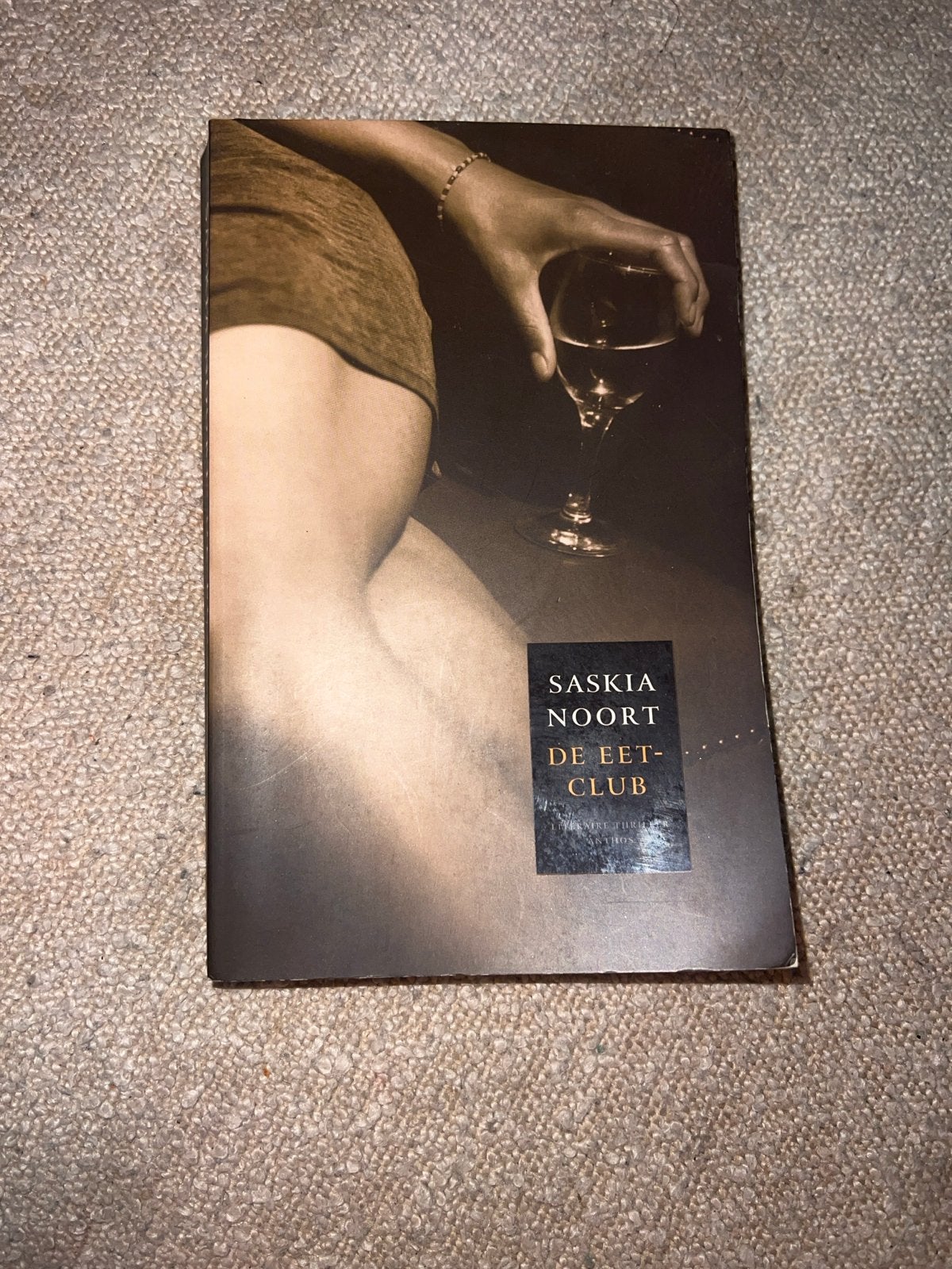 Saskia Noort - De Eetclub, Ophalen of Verzenden, Gelezen, Nederland