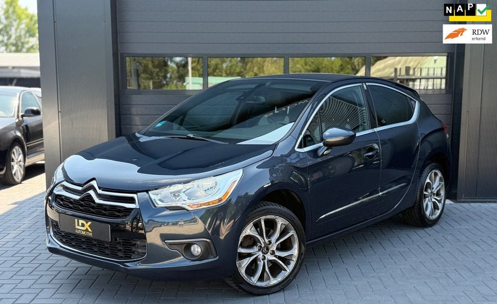 Citroen DS4 1.6 THP So Chic|Automaat|stoelverwarming|Cruise|, Auto's, Citroën, Euro 5, Gebruikt, 715 kg, Blauw