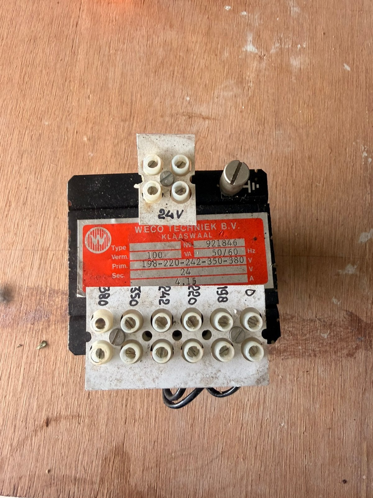 WECO Techniek B.V. transformator 24V – type 100, Ophalen, Zo goed als nieuw