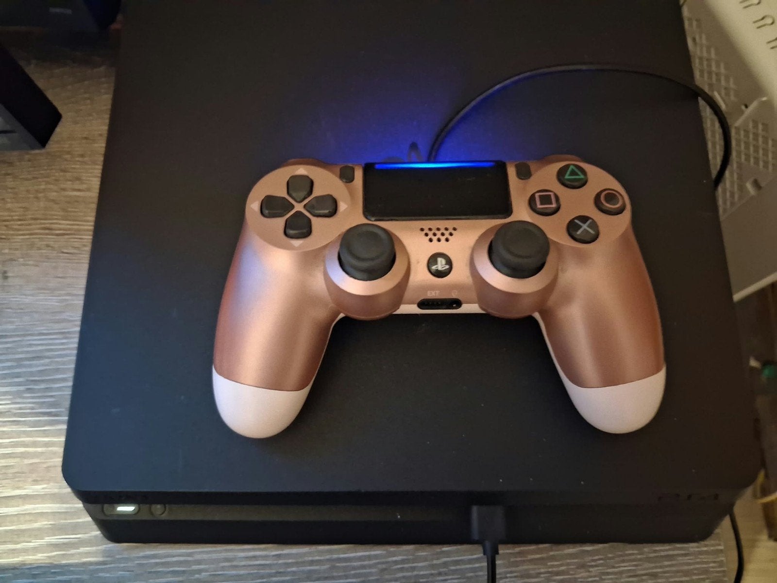 Playstation 4 Netjes en Speelklaar, Met 2 controllers, Ophalen of Verzenden, Original, 500 GB