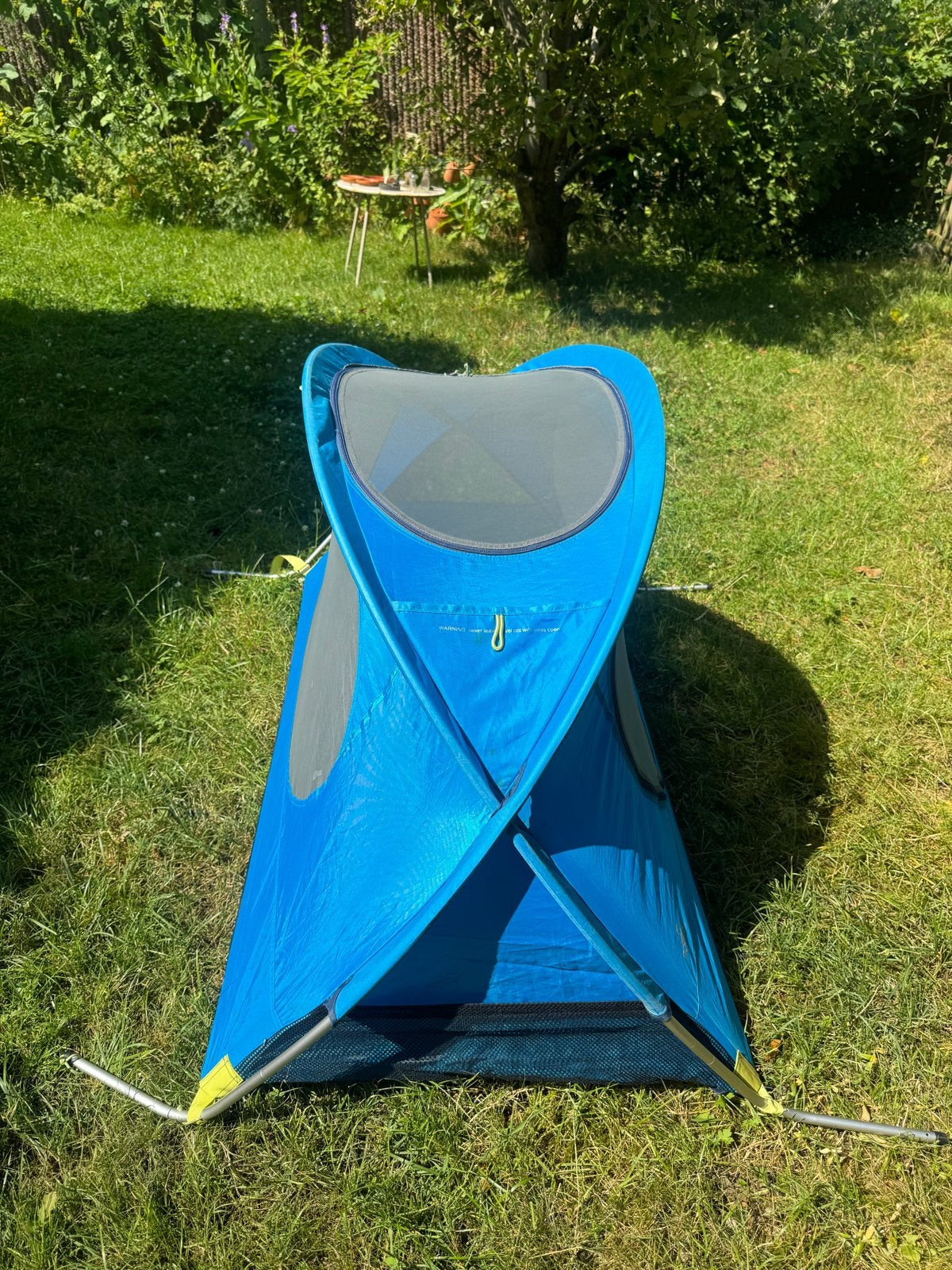 Nomad travel bed kid kinderbedje reisbedje kamperen, Caravans en Kamperen, Slaapzakken, Gebruikt, Ophalen
