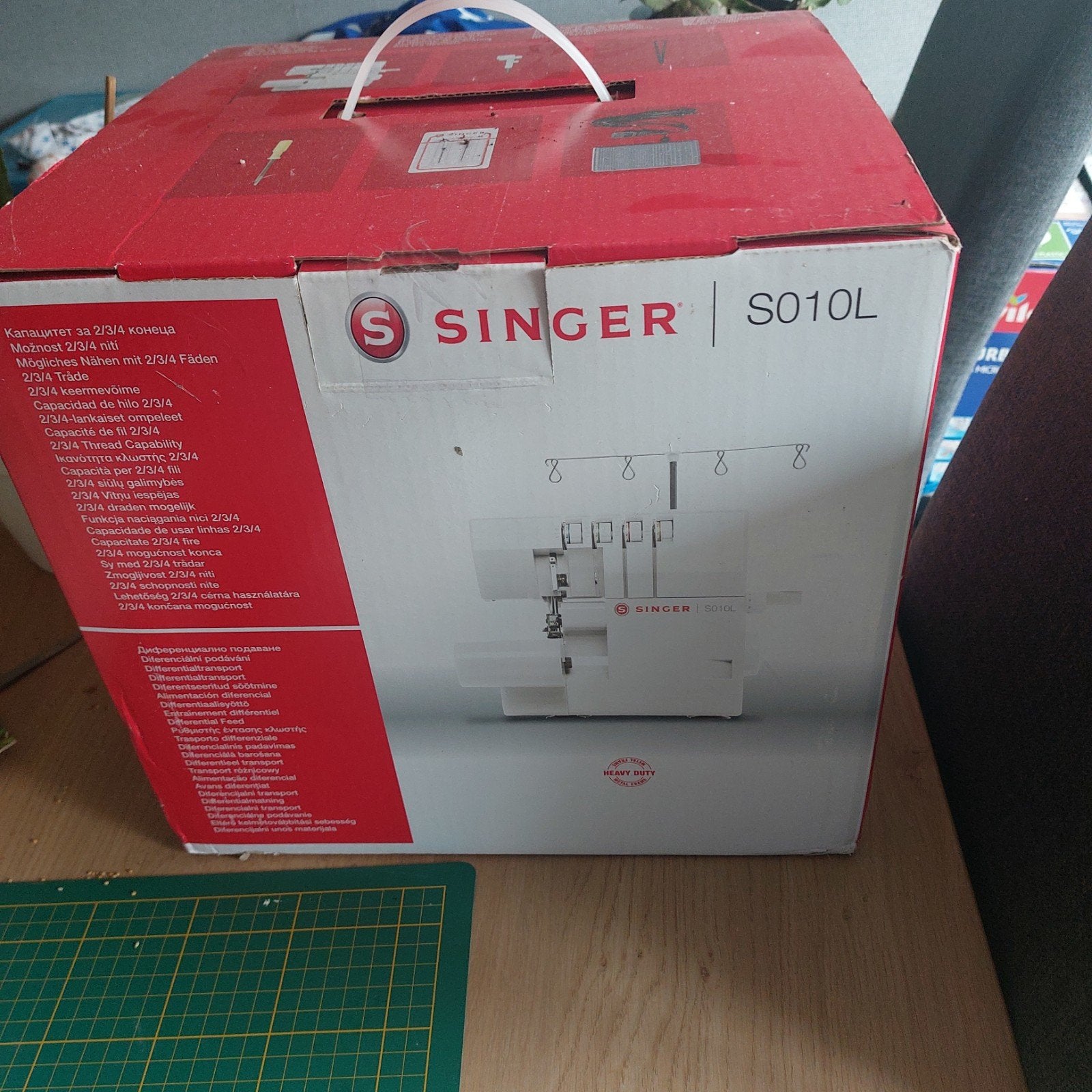 Singer S010L Lockmachine - Nieuw in doos, Ophalen, Nieuw, Lockmachine, Singer