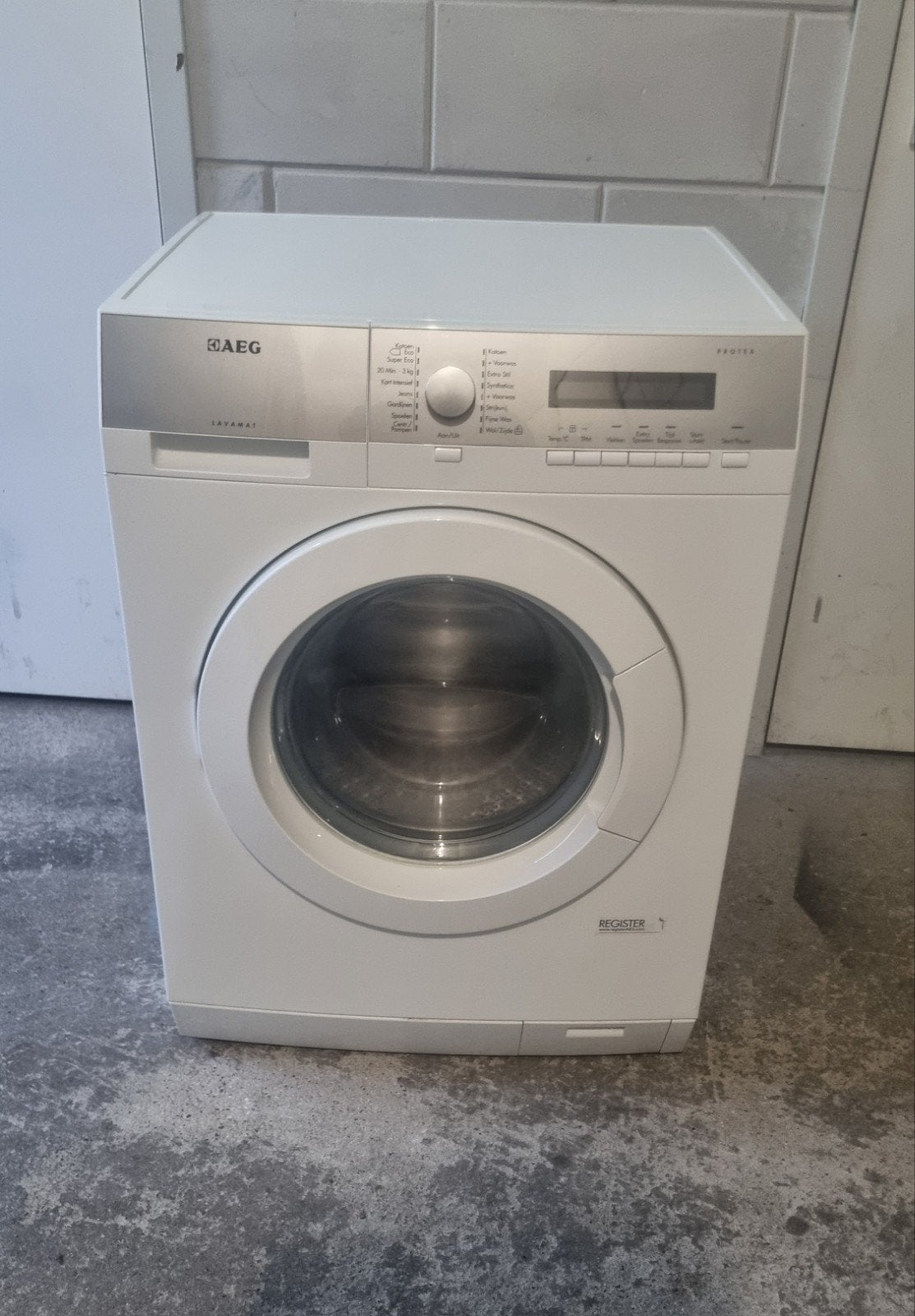 Aeg wasmachine, 6 tot 8 kg, Ophalen, 1200 tot 1600 toeren, 85 tot 90 cm