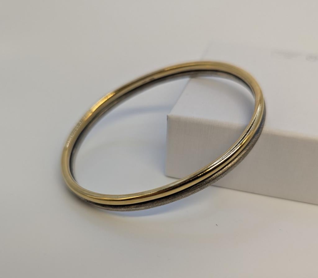 Vintage Tweekleurige 18k Vergulde Zilveren Bangle, Sieraden, Tassen en Uiterlijk, Antieke sieraden, Ophalen of Verzenden, Zilver