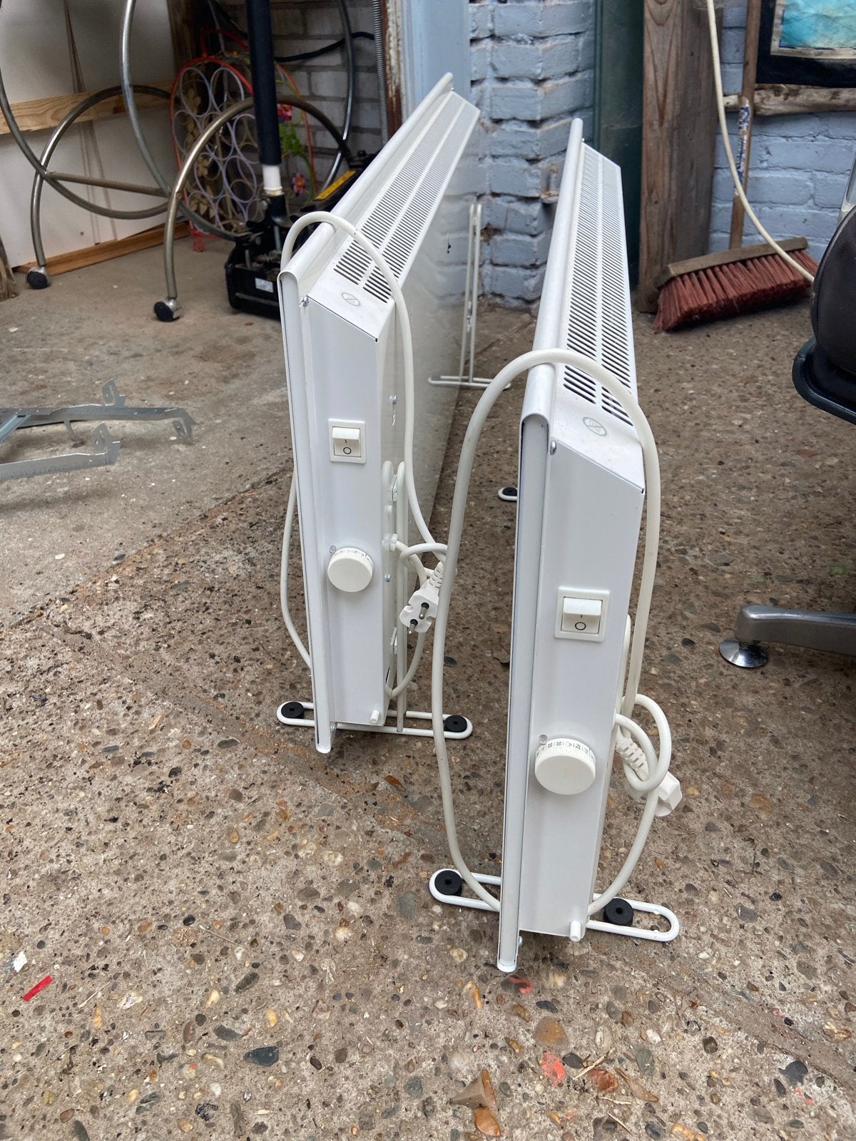 2x Adax Elektrische Radiator: 1500W & 2000W, 30 tot 80 cm, Gebruikt, Radiator, Ophalen of Verzenden