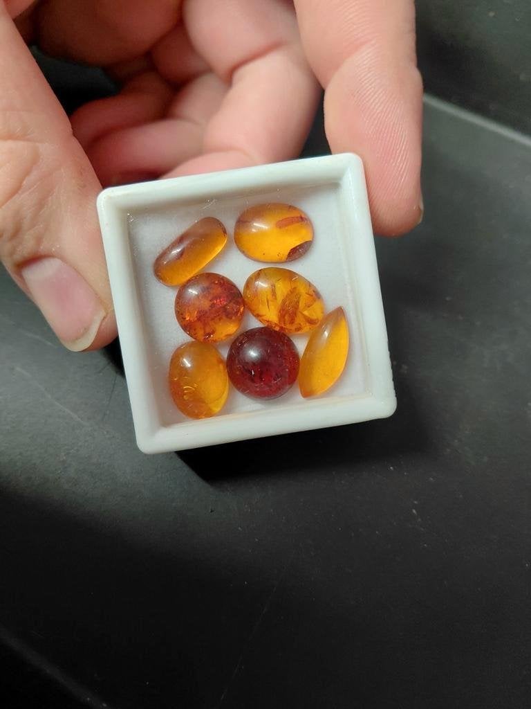 7 barnsteen cabochons, Ophalen of Verzenden, Zo goed als nieuw