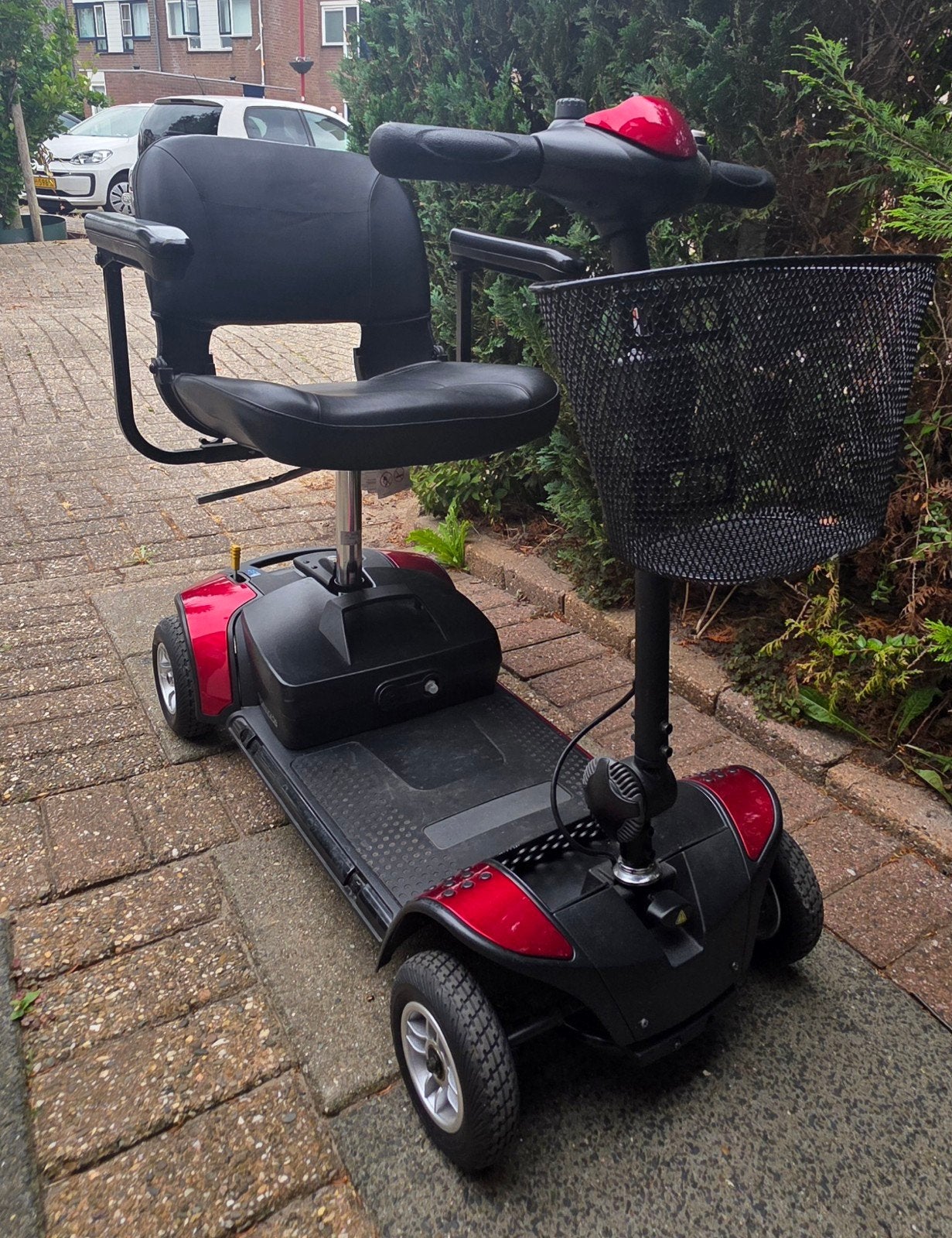 Avantgarde scootmobiel (vrijwel nieuwe accu), 10 km/u of minder, Gebruikt, 16 t/m 25 km, Ophalen