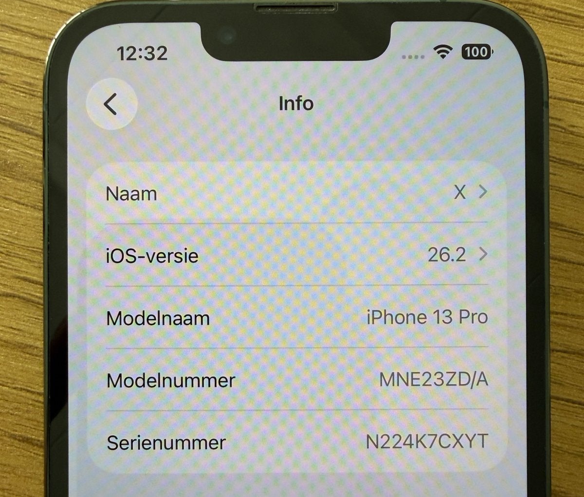 Foto 4 van iPhone 13 Pro (Groen) met USB-C naar Lightning kabel