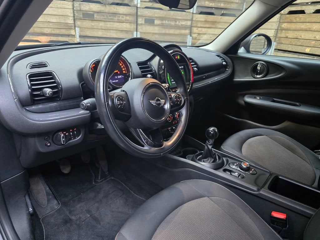 Mini Clubman 1.5 One Airconditioning Bluetooth Cruise 18"LM, Voorwielaandrijving, Stof, Gebruikt, Start-stop-systeem
