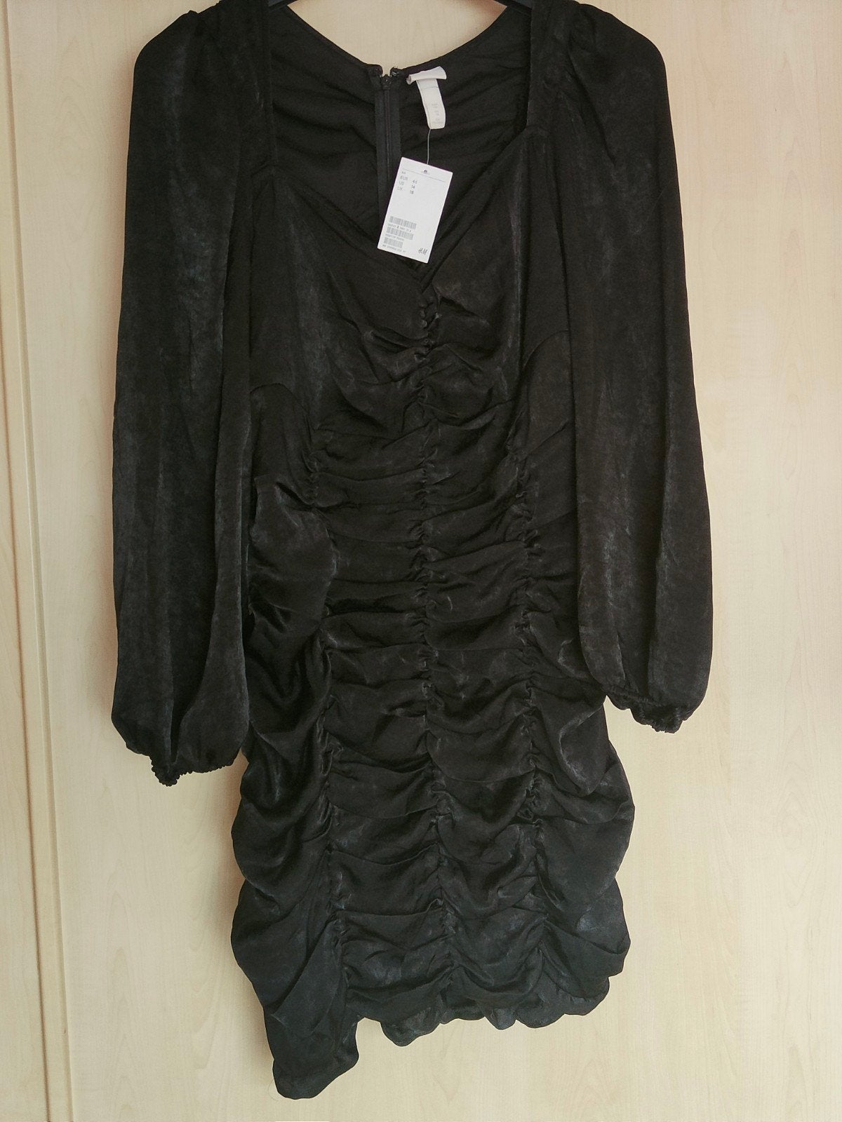 Nieuwe zwarte jurk H&M maat 46 met lange mouwen en rits, Kleding | Dames, Jurken, H&M, Zwart, Maat 46/48 (XL) of groter, Nieuw